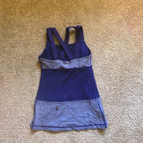 Lulu lemon Purple tank with built in sports bra size 2 - Picture 2 of 6